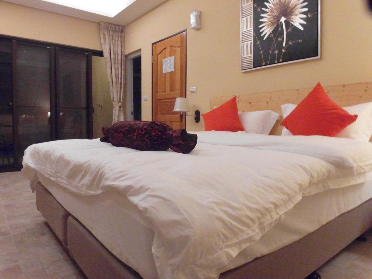 Wang Lao Ye B&B Jinhu Extérieur photo